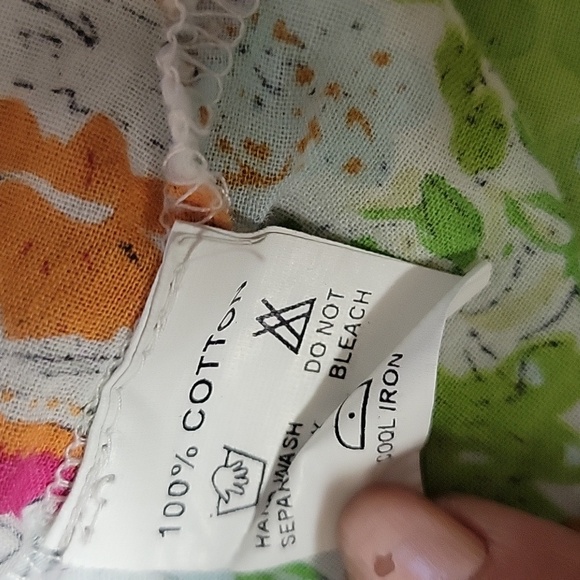 Private gallery cotton top. - Picture 5 of 7